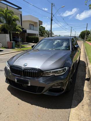 BMW 320i 2.0 16V TURBO FLEX M SPORT AUTOMÁTICO BMW 320i 2.0 16V TURBO FLEX M SPORT AUTOMÁTICO
